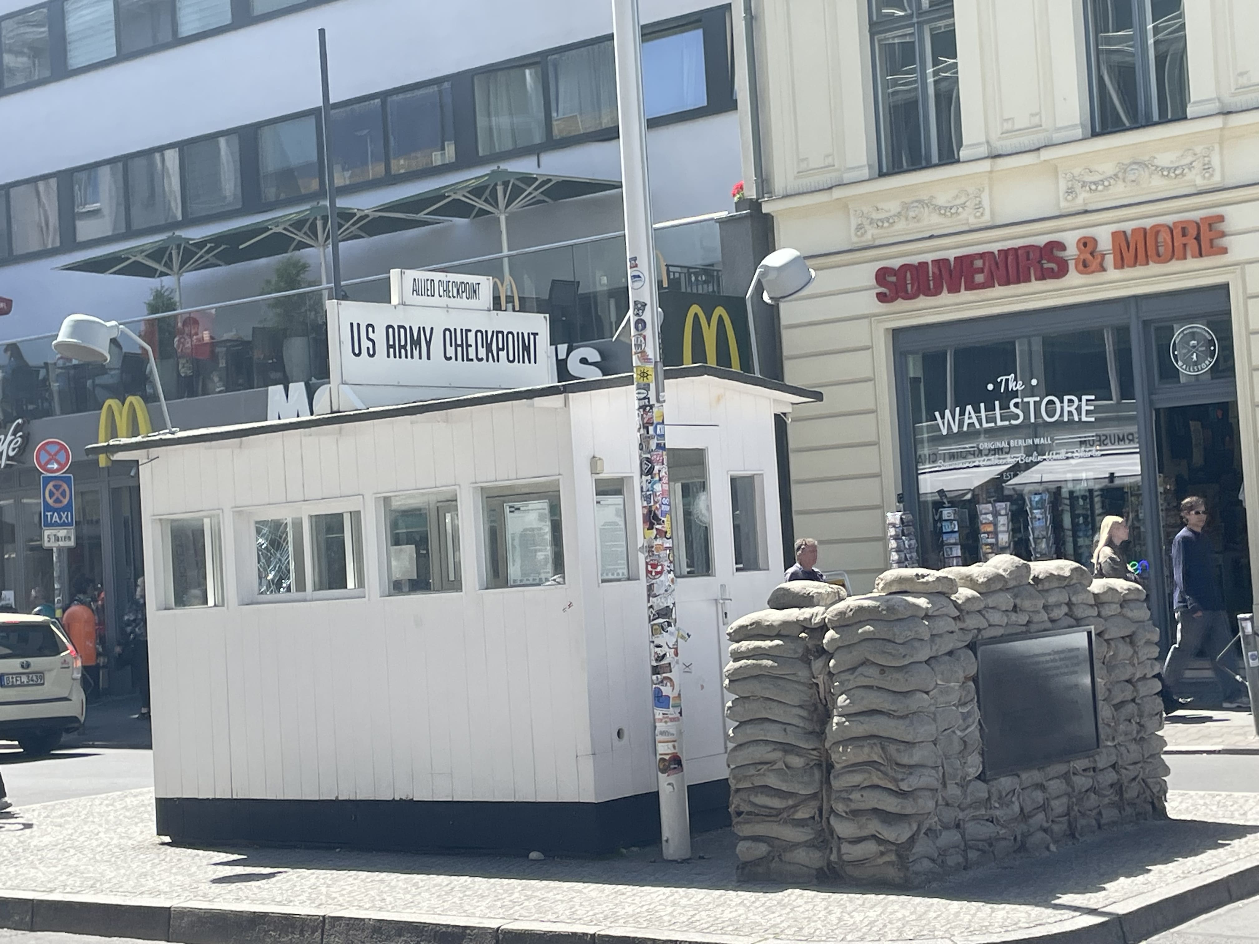 Checkpoint Charlie Berlin